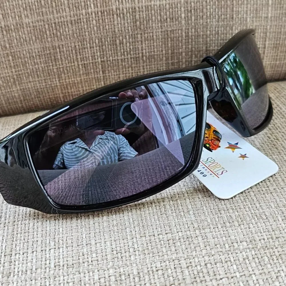 Kids Sunglasses Black Wrap Eye Wear 100% UV Prtotect Sunglasses for 7-10 years